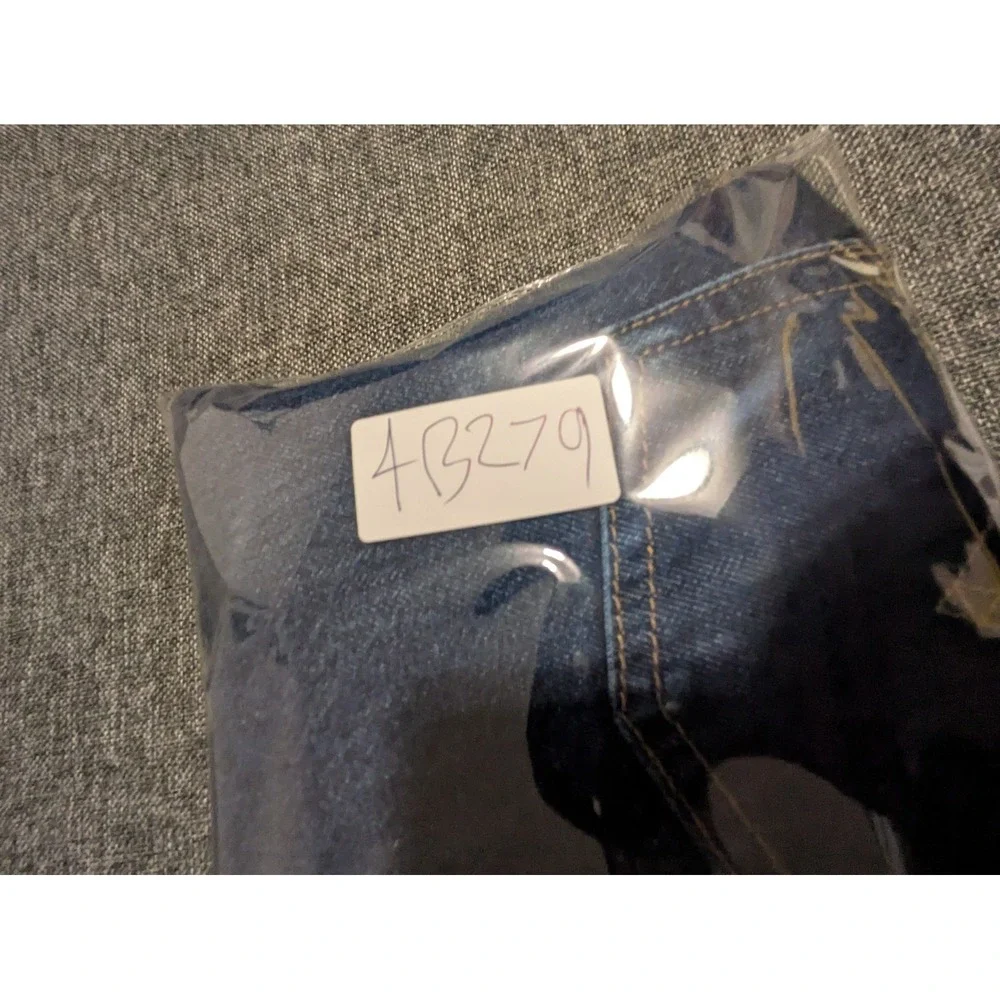 Levis good pre